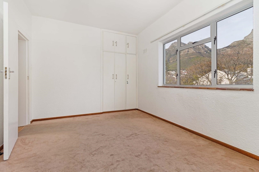 2 Bedroom Property for Sale in Oranjezicht Western Cape